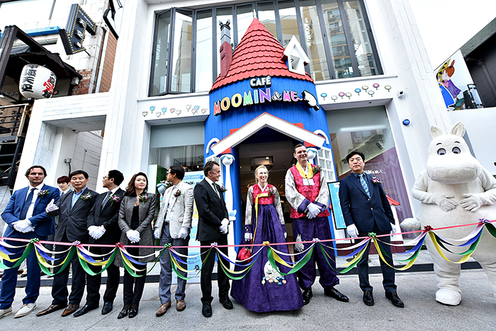 Moomin Around The World The First Moomin Cafe In South Korea Now Open Moomin