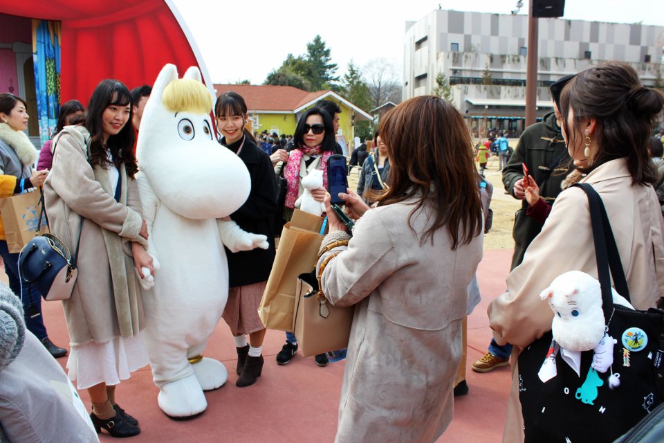 Moominvalley-Park-Japan-Hanno-Snorkmaiden-Fans