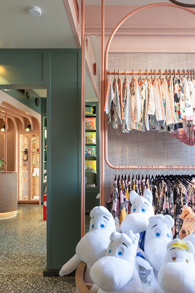 Moomin-shop-lasipalatsi-Esa-Kapila