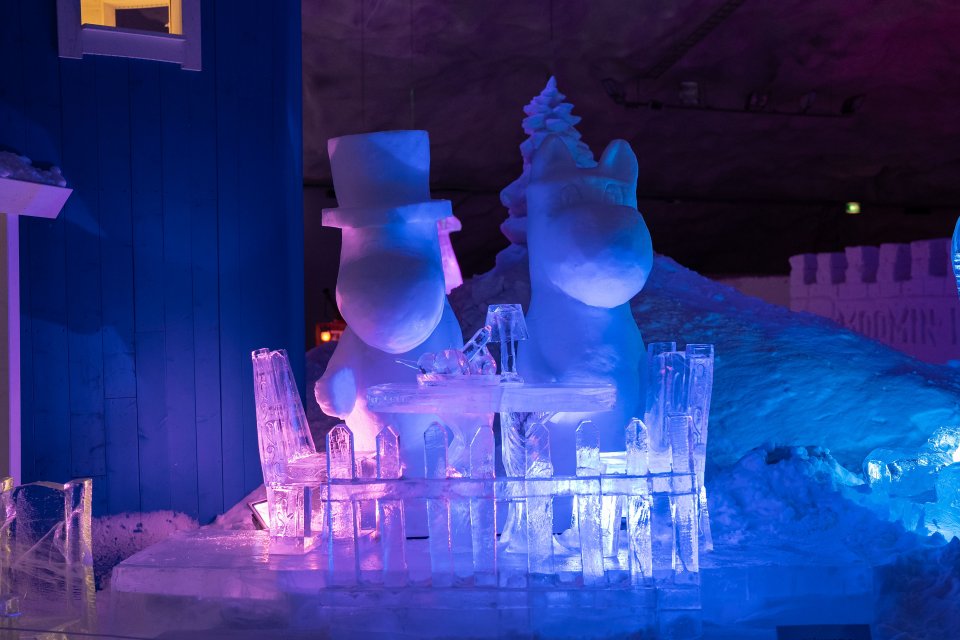 Moomin Ice Cave 2023 ice sculpture