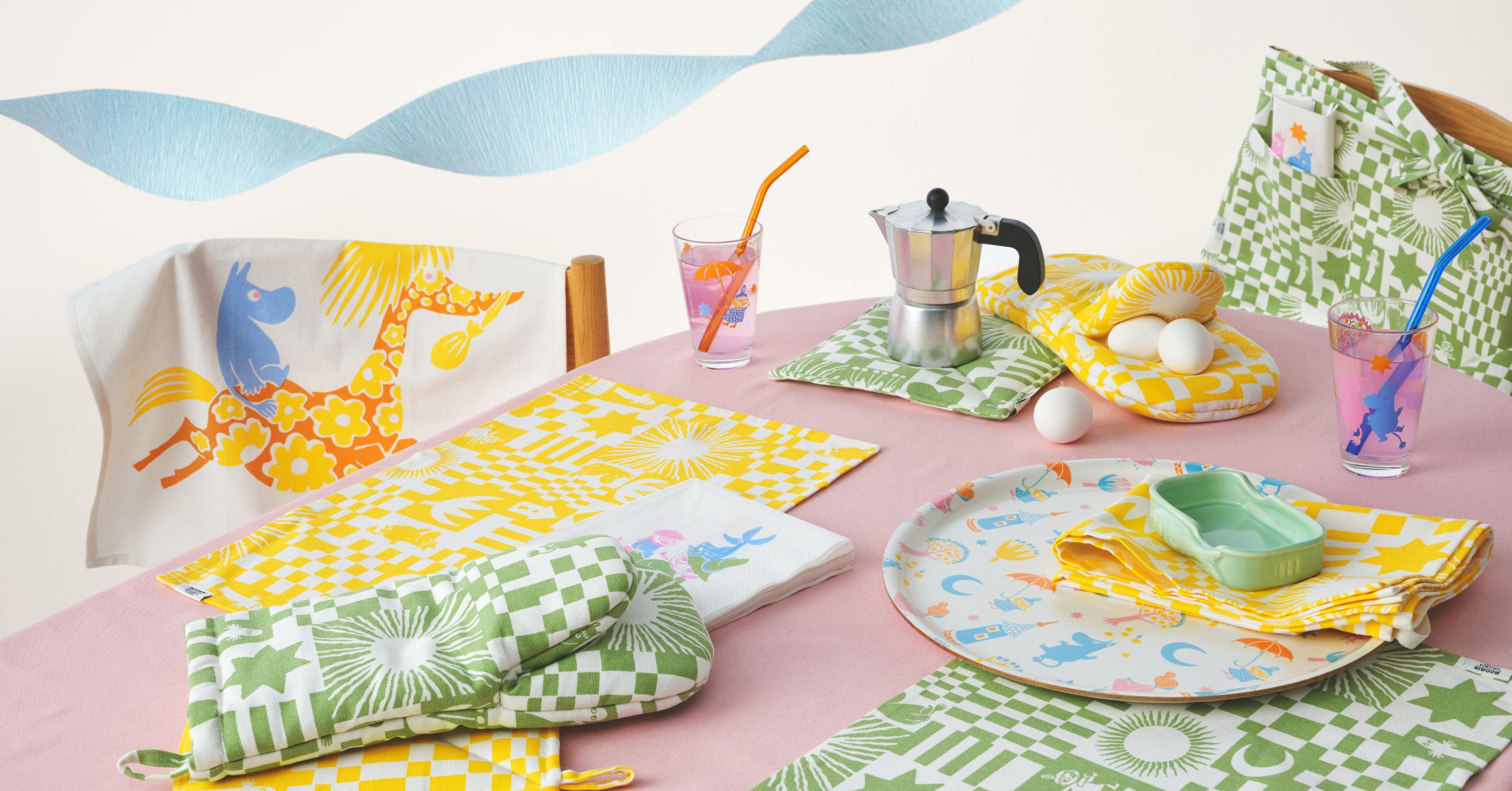 Moomin Arabia Party collection with Moomin drawings from 1950s